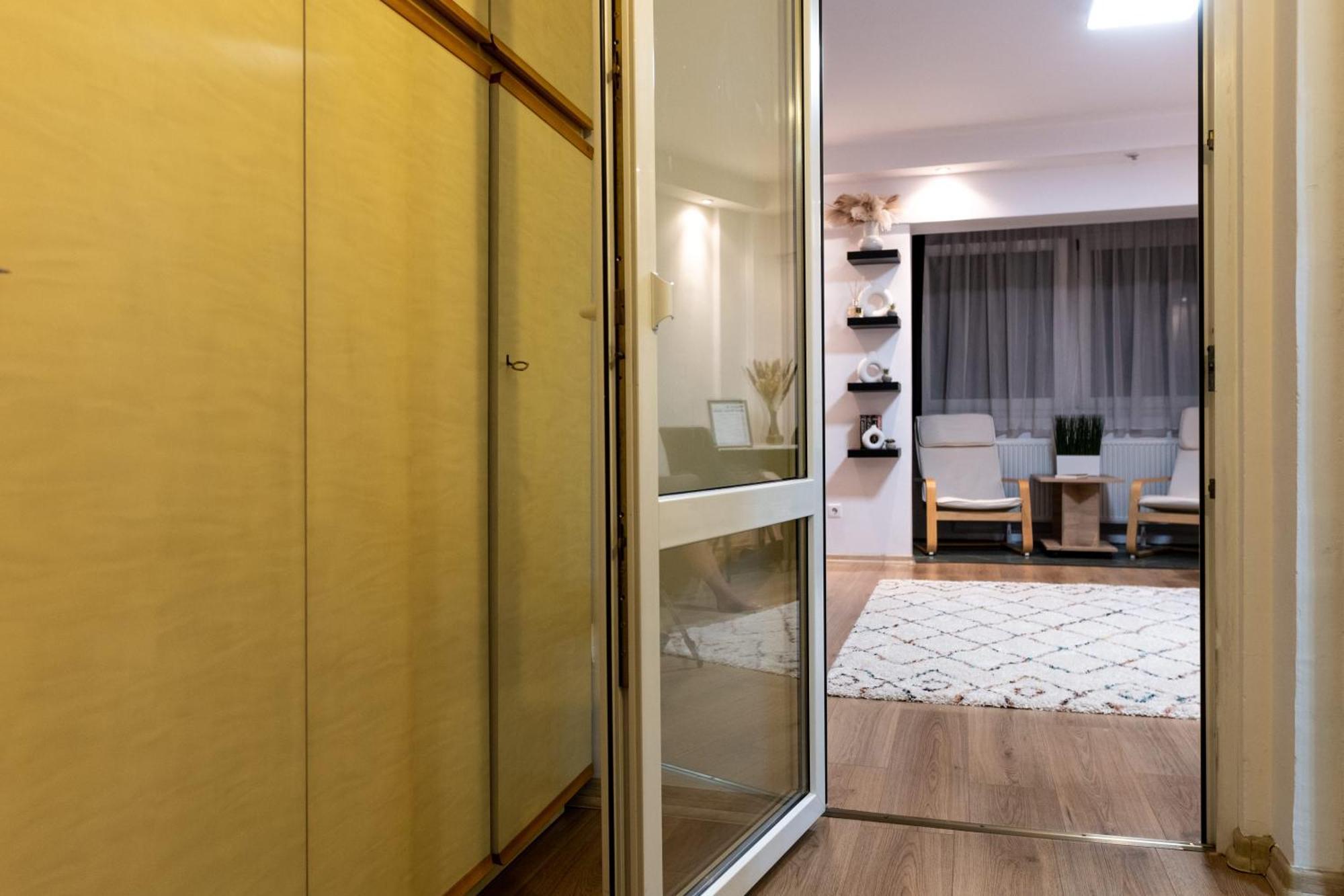 Grand Urban Studio Targu-Mures Bagian luar foto